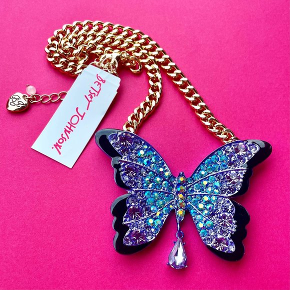 NWT Betsey Johnson Purple Butterfly Necklace - All A Flutter - Thick Gold Chain - Picture 5 of 13